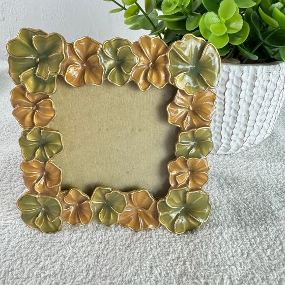 Ashleigh Manor Enameled Plumeria Flowers Photo Picture Frame - Picture 8 of 8